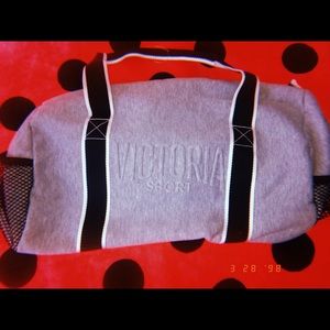 NWOT Victoria secret gym bag